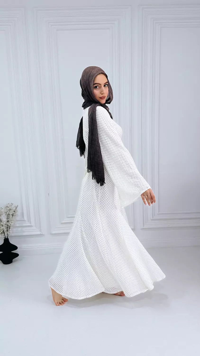 Azalea White