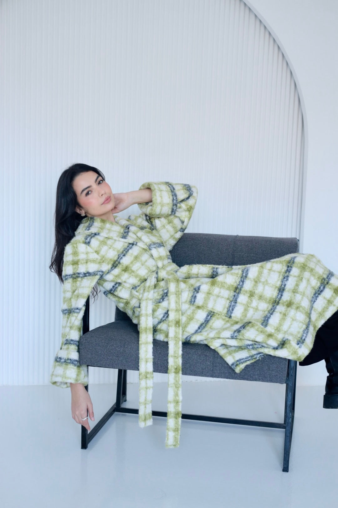 Cozy long coat in kiwi