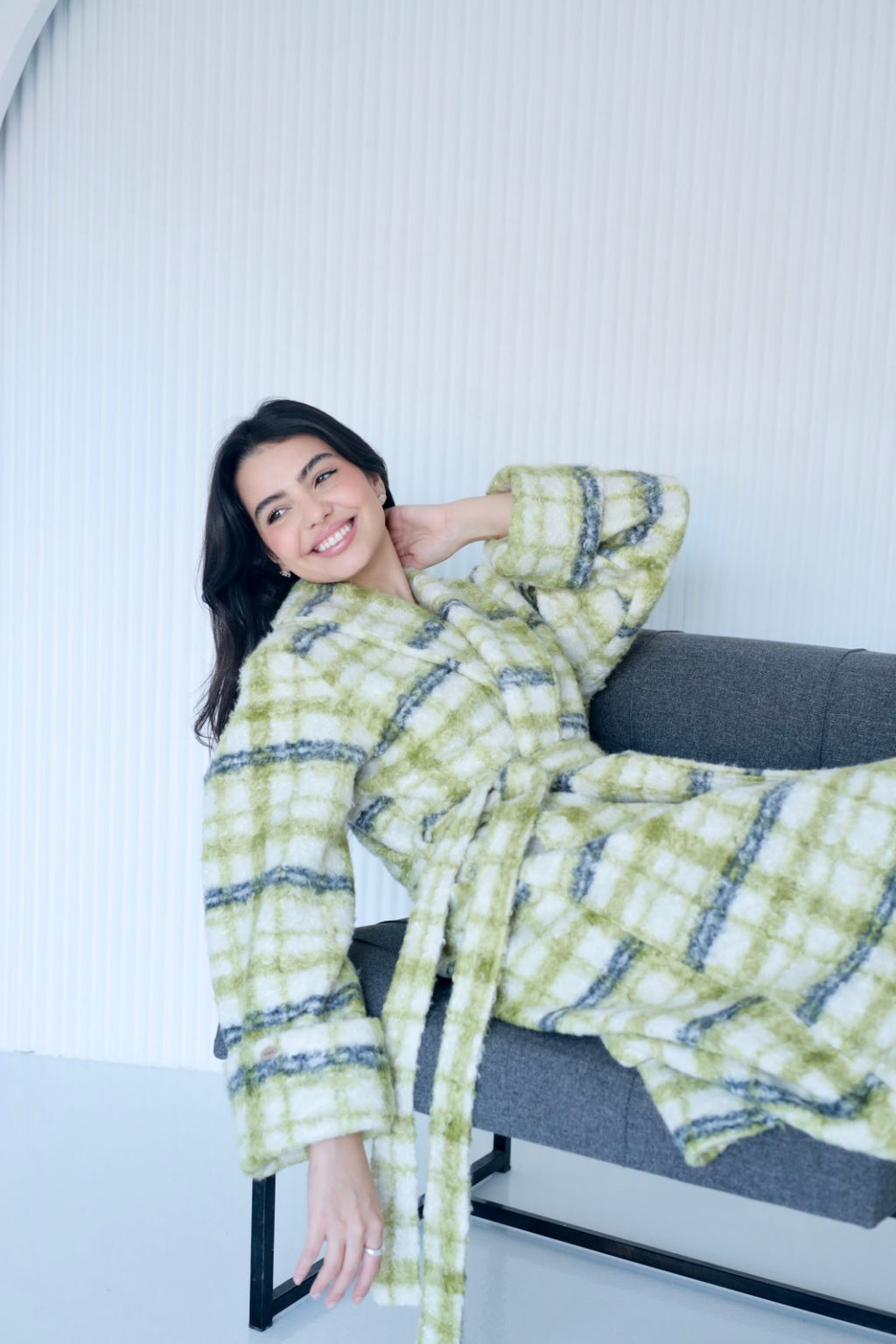 Cozy long coat in kiwi