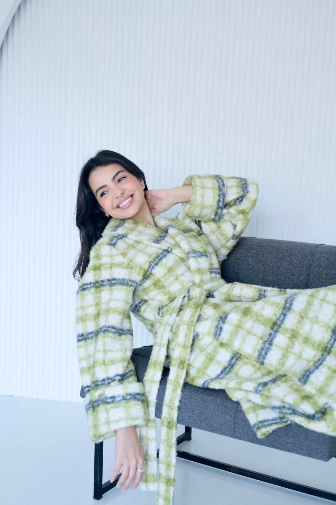 Cozy long coat in kiwi