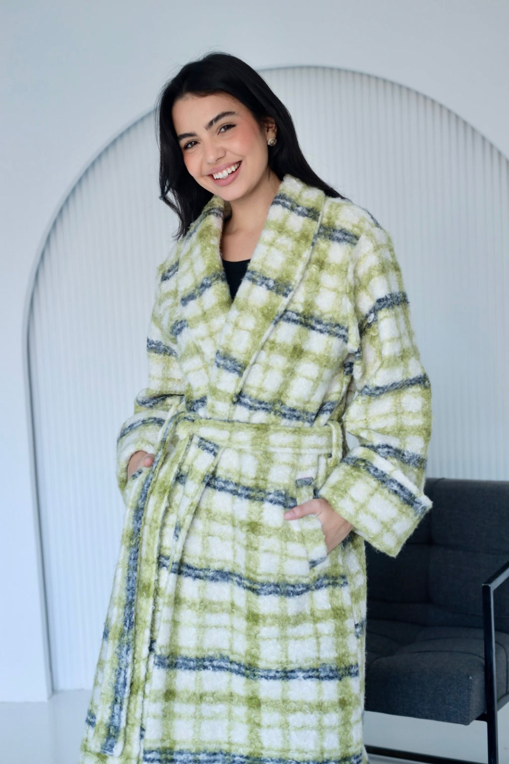 Cozy long coat in kiwi