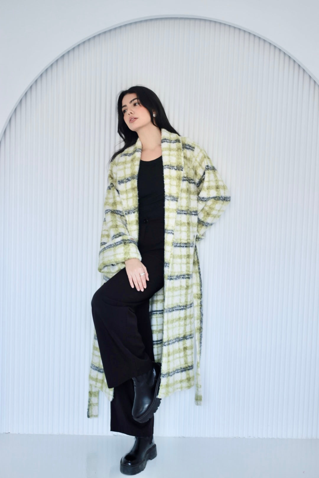 Cozy long coat in kiwi