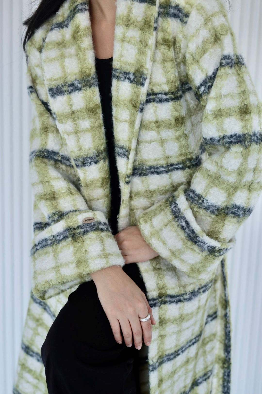 Cozy long coat in kiwi