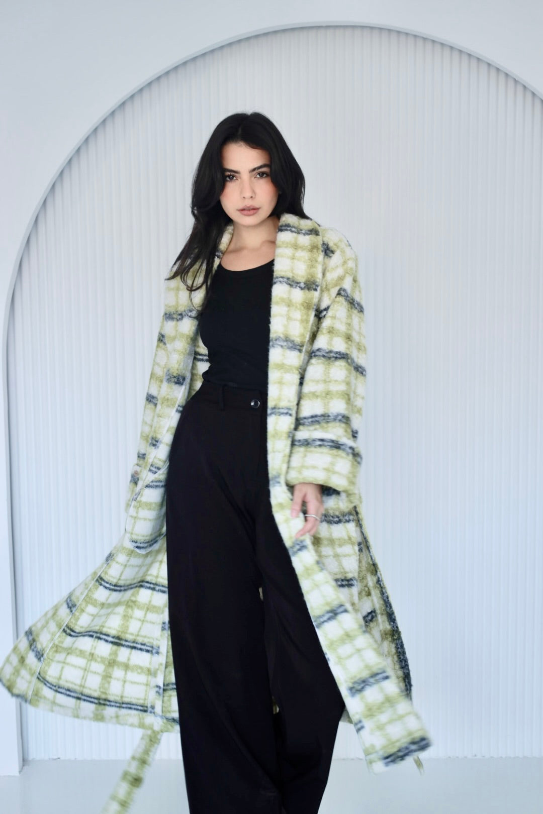 Cozy long coat in kiwi