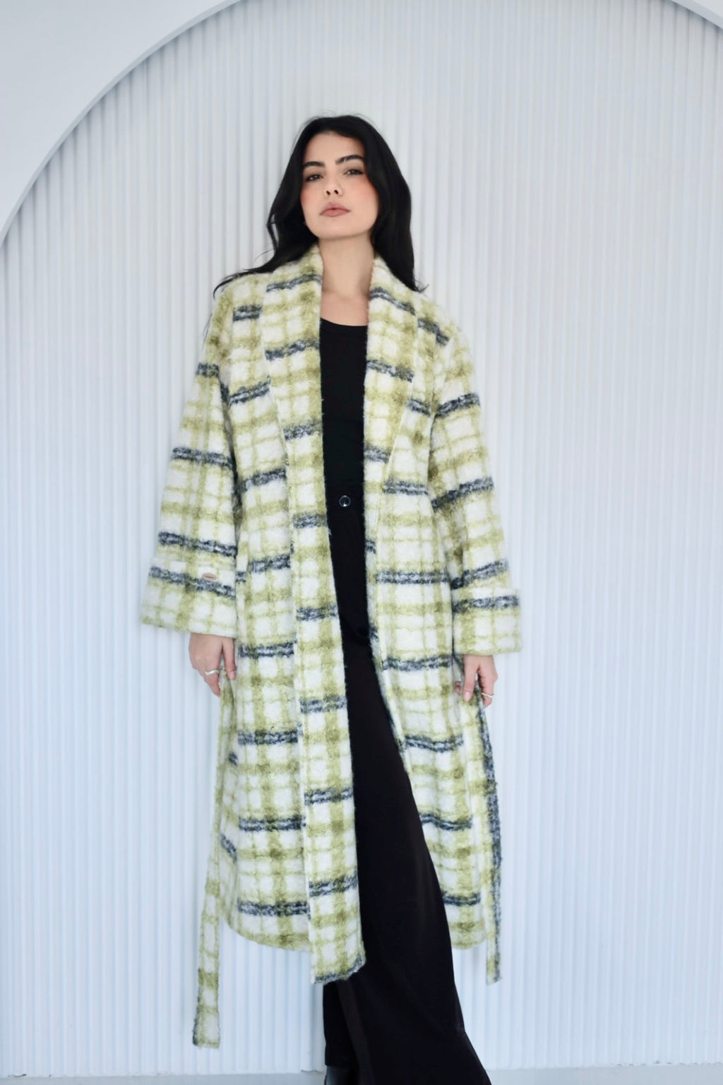 Cozy long coat in kiwi