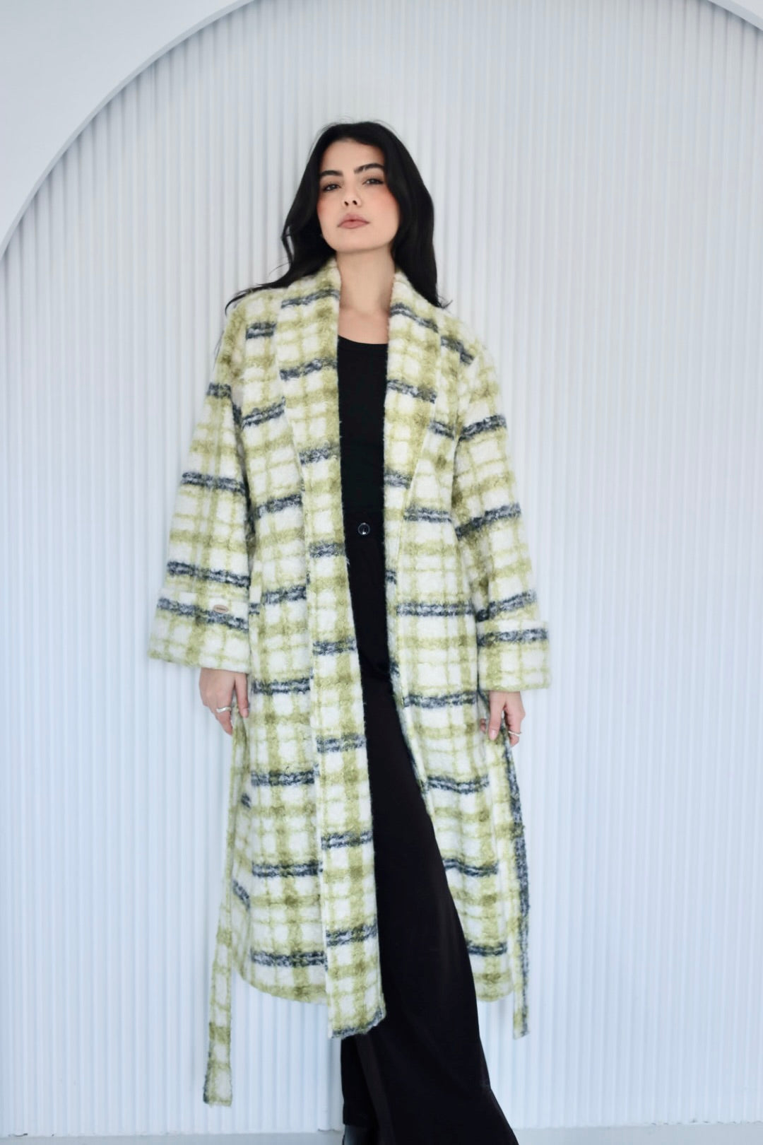 Cozy long coat in kiwi