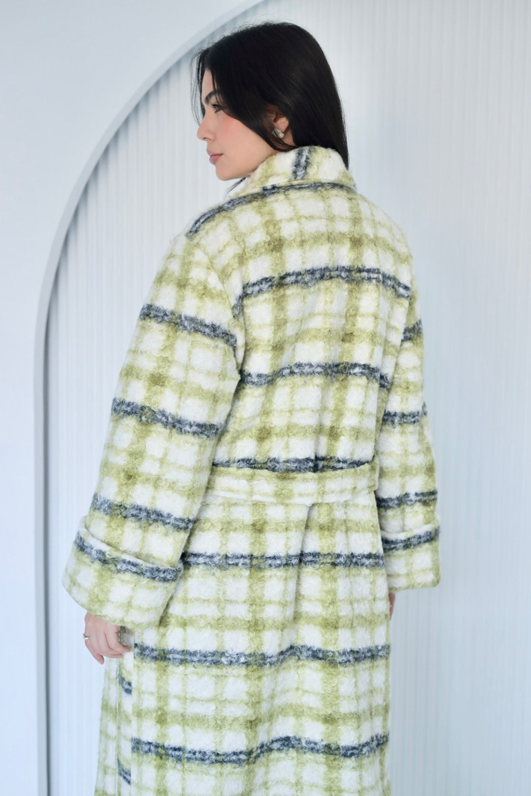 Cozy long coat in kiwi