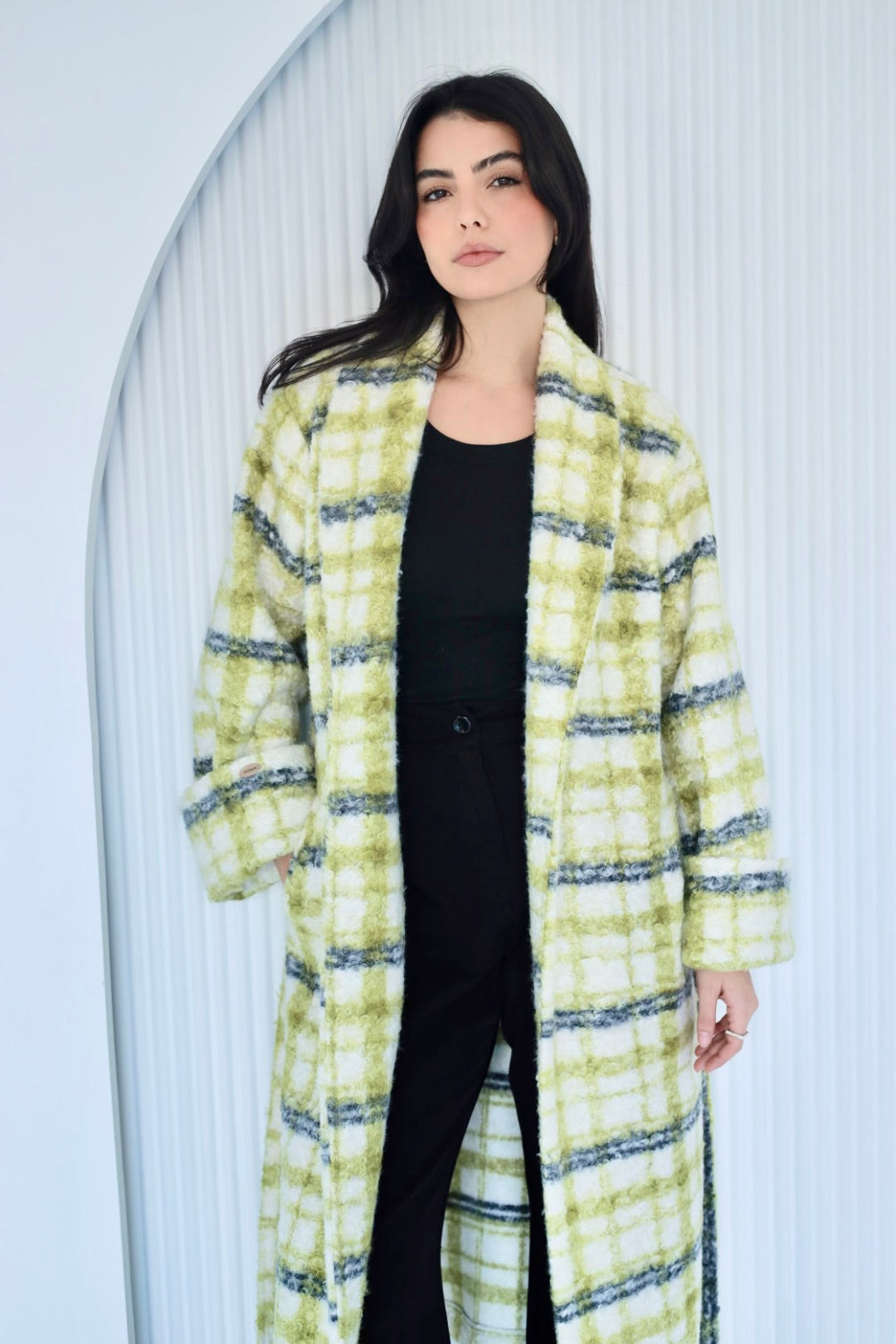 Cozy long coat in kiwi