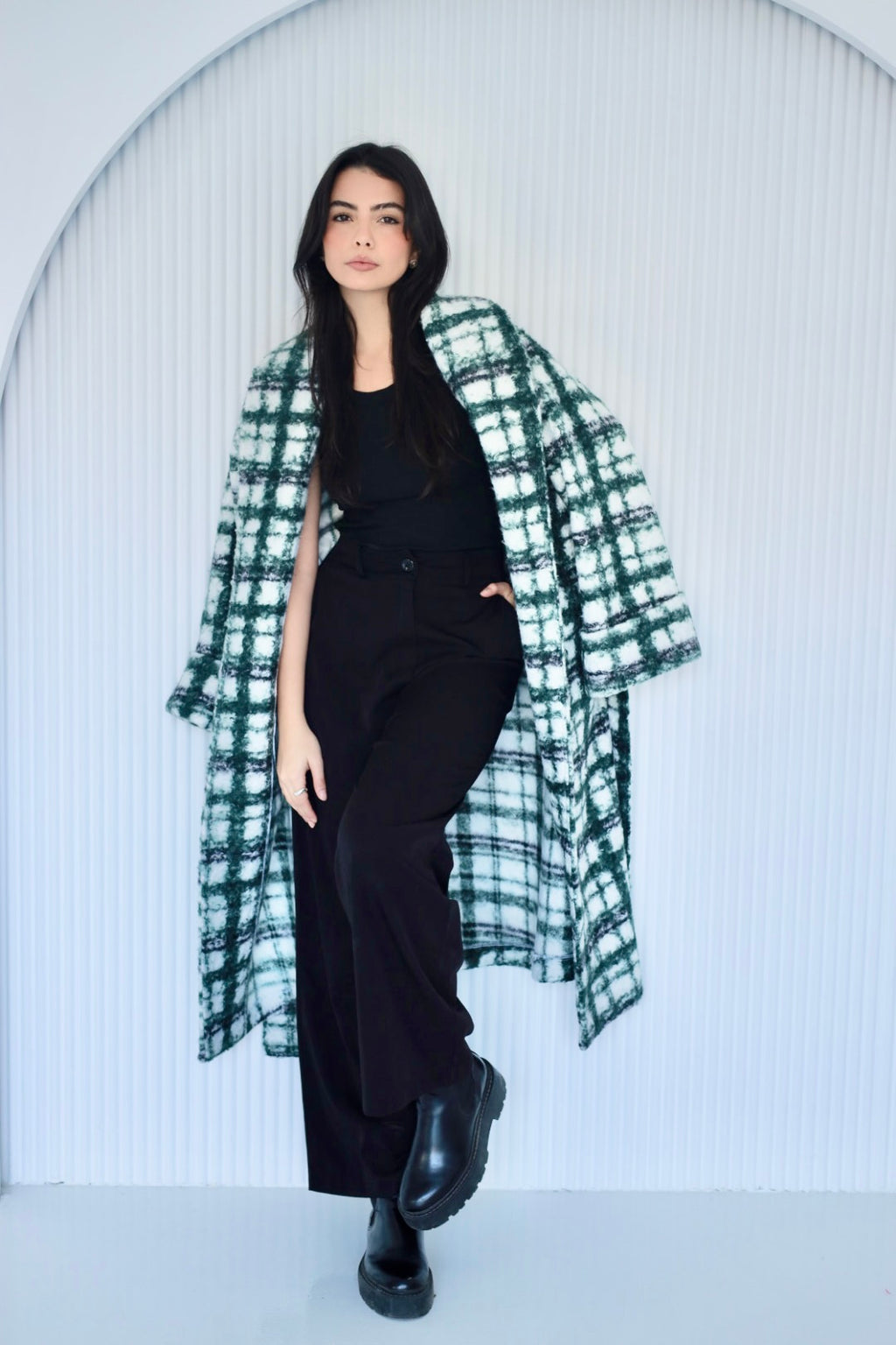 Cozy long coat in green