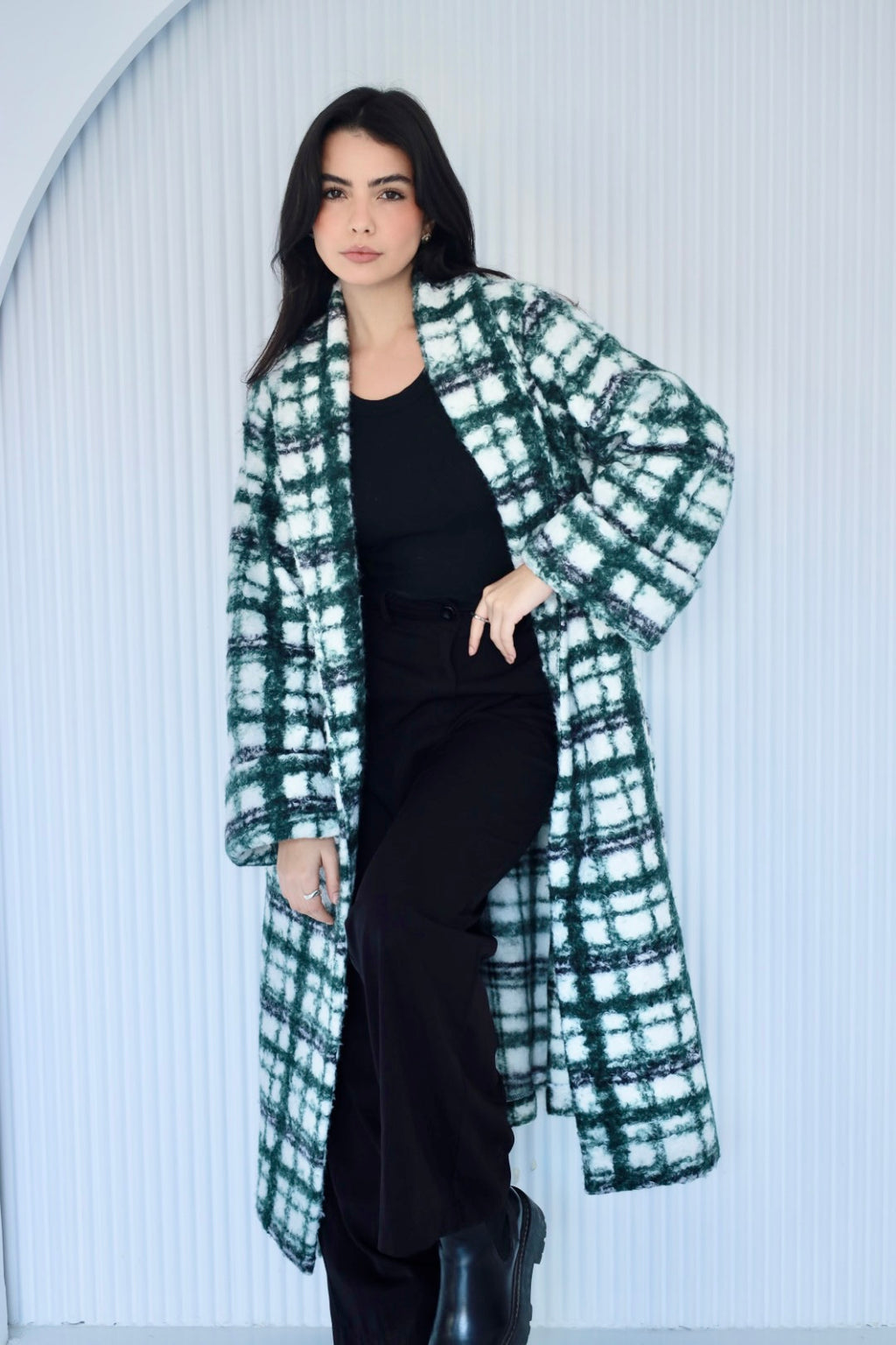 Cozy long coat in green