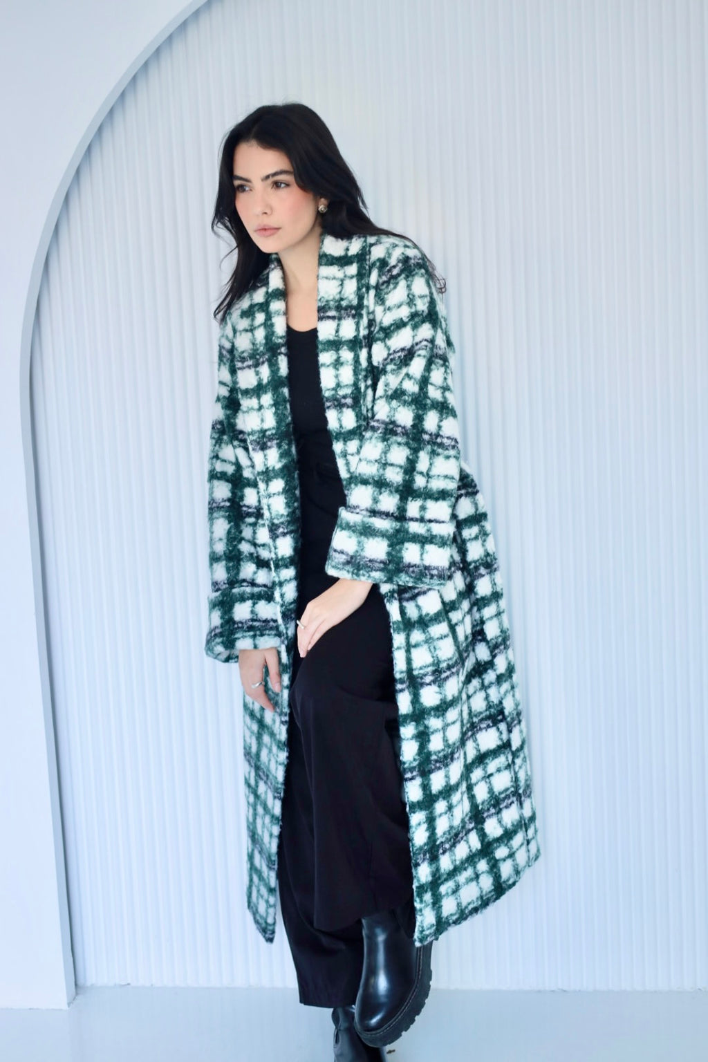 Cozy long coat in green