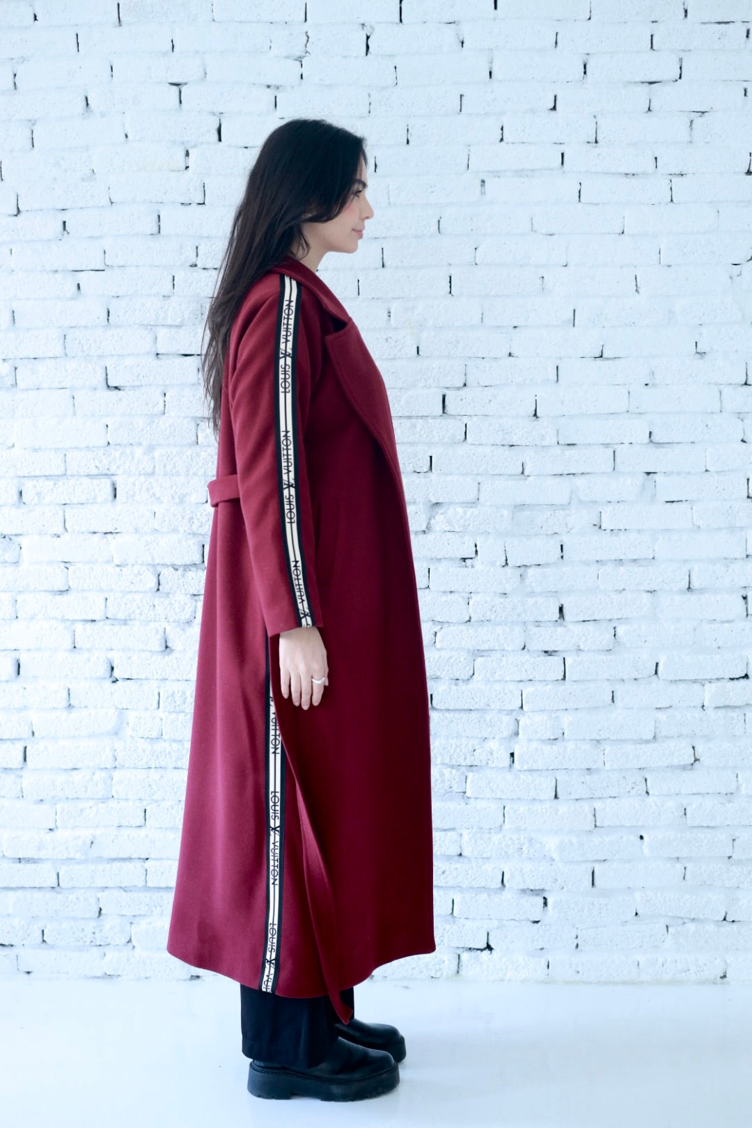 Elysian coat in burgundy