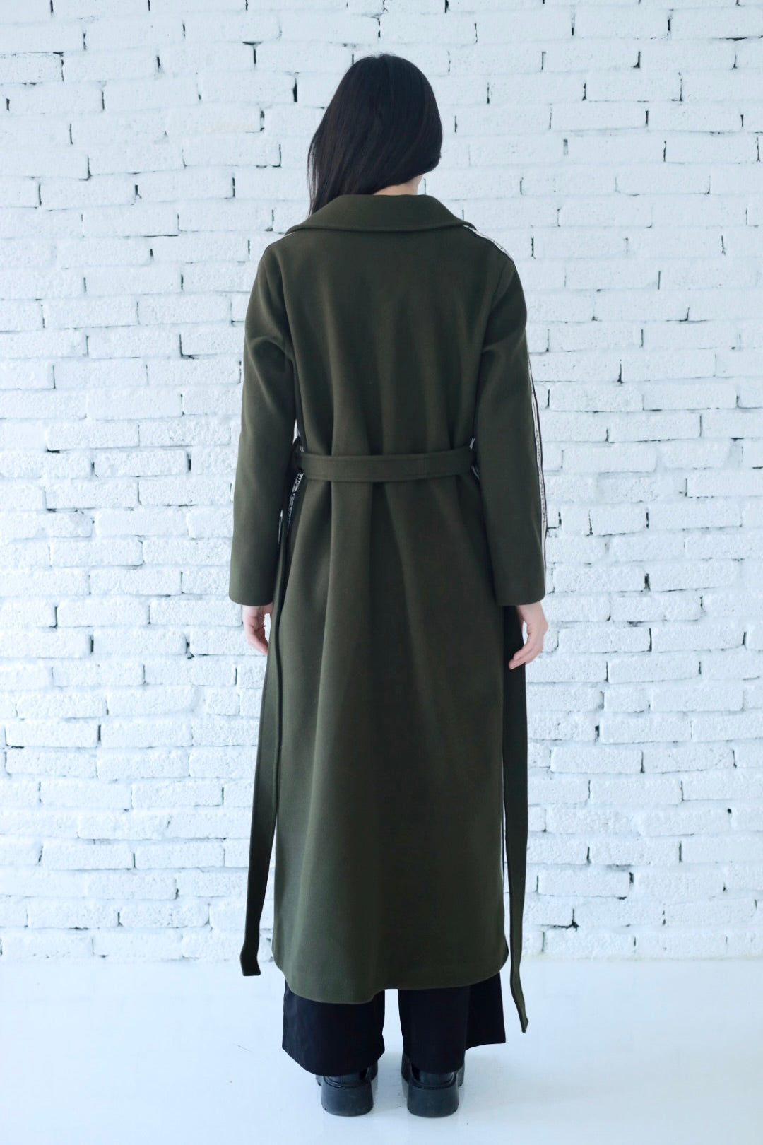 Elysian coat in dark green