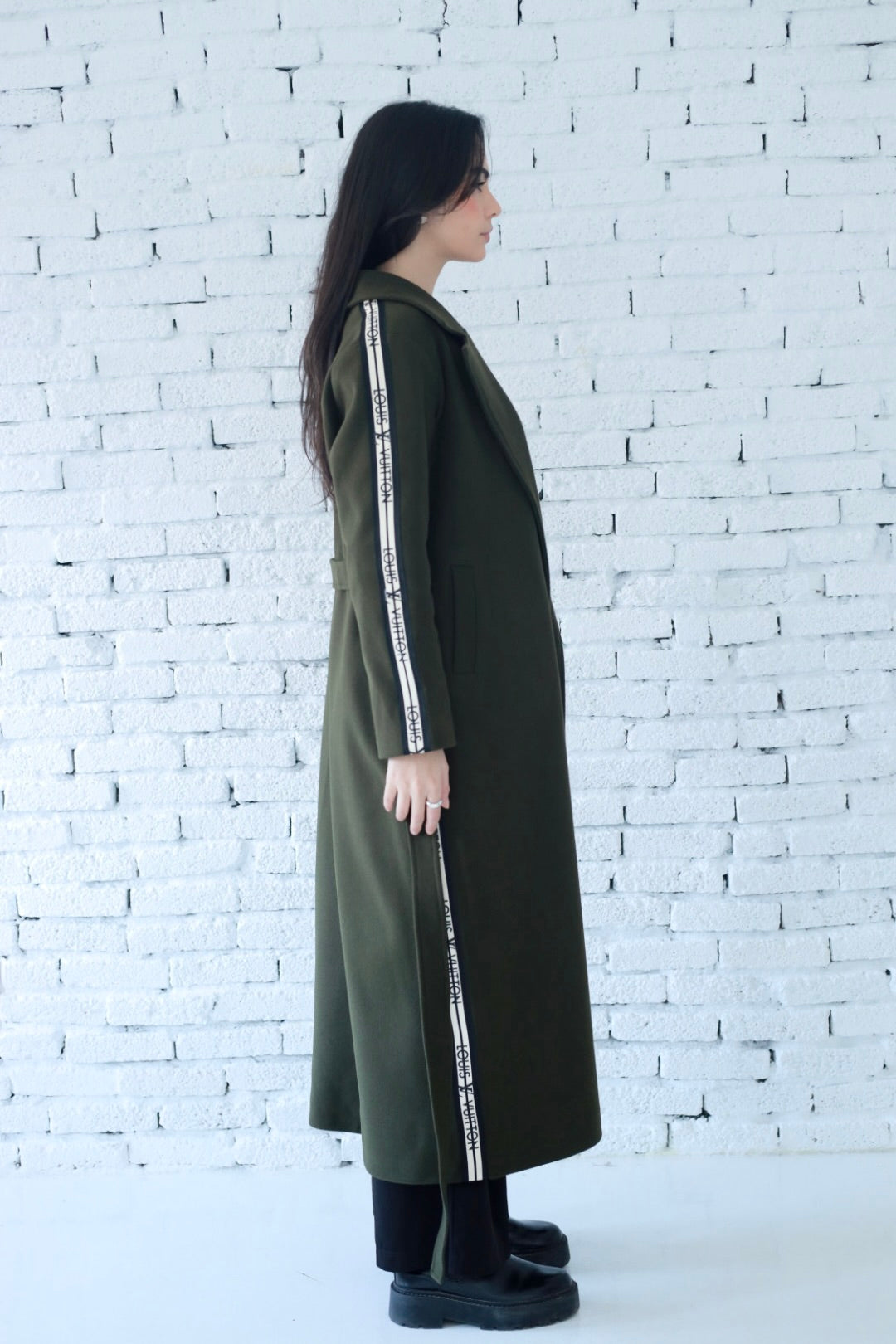 Elysian coat in dark green