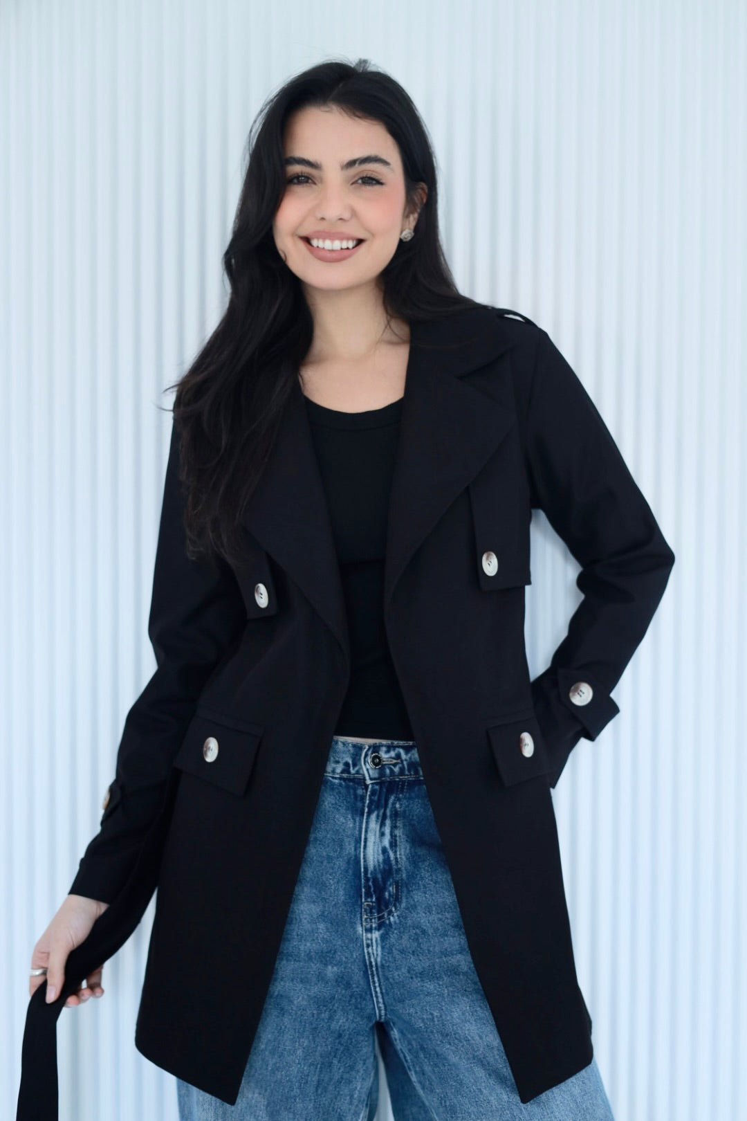 Trench coat in black