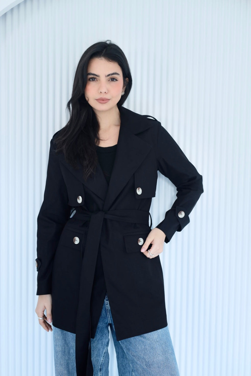 Trench coat in black