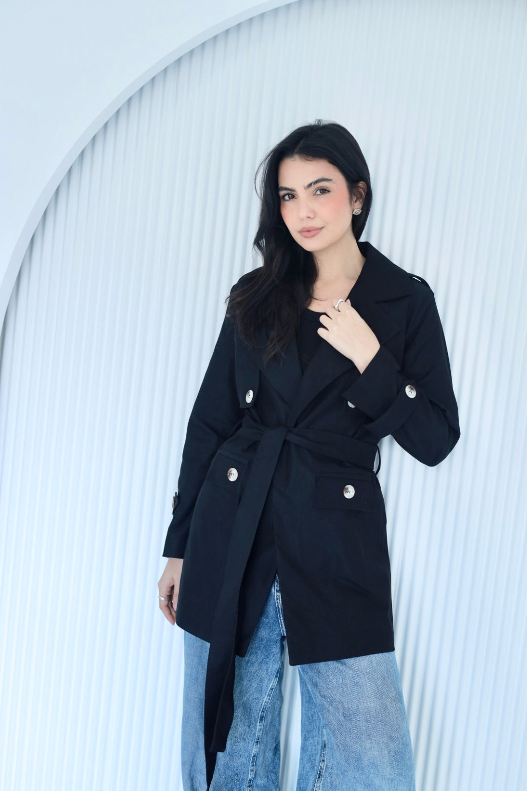 Trench coat in black