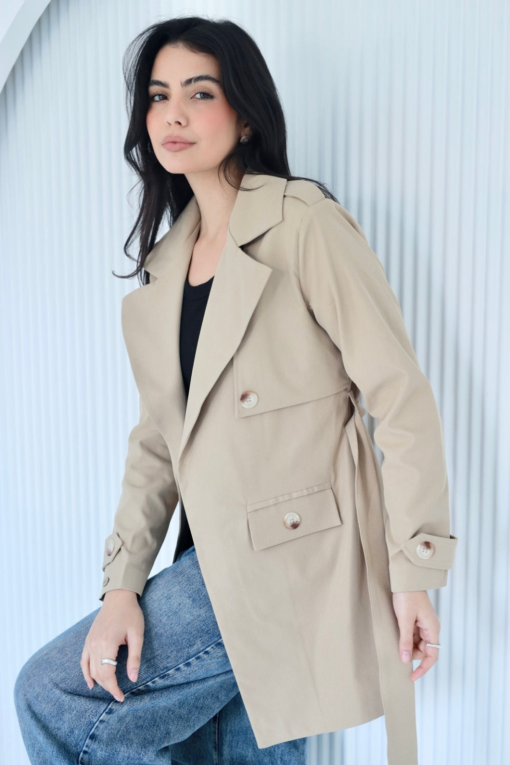 Trench coat in beige