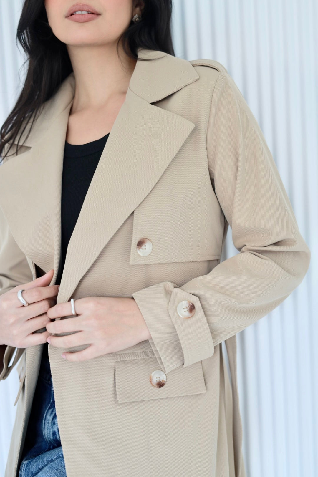 Trench coat in beige