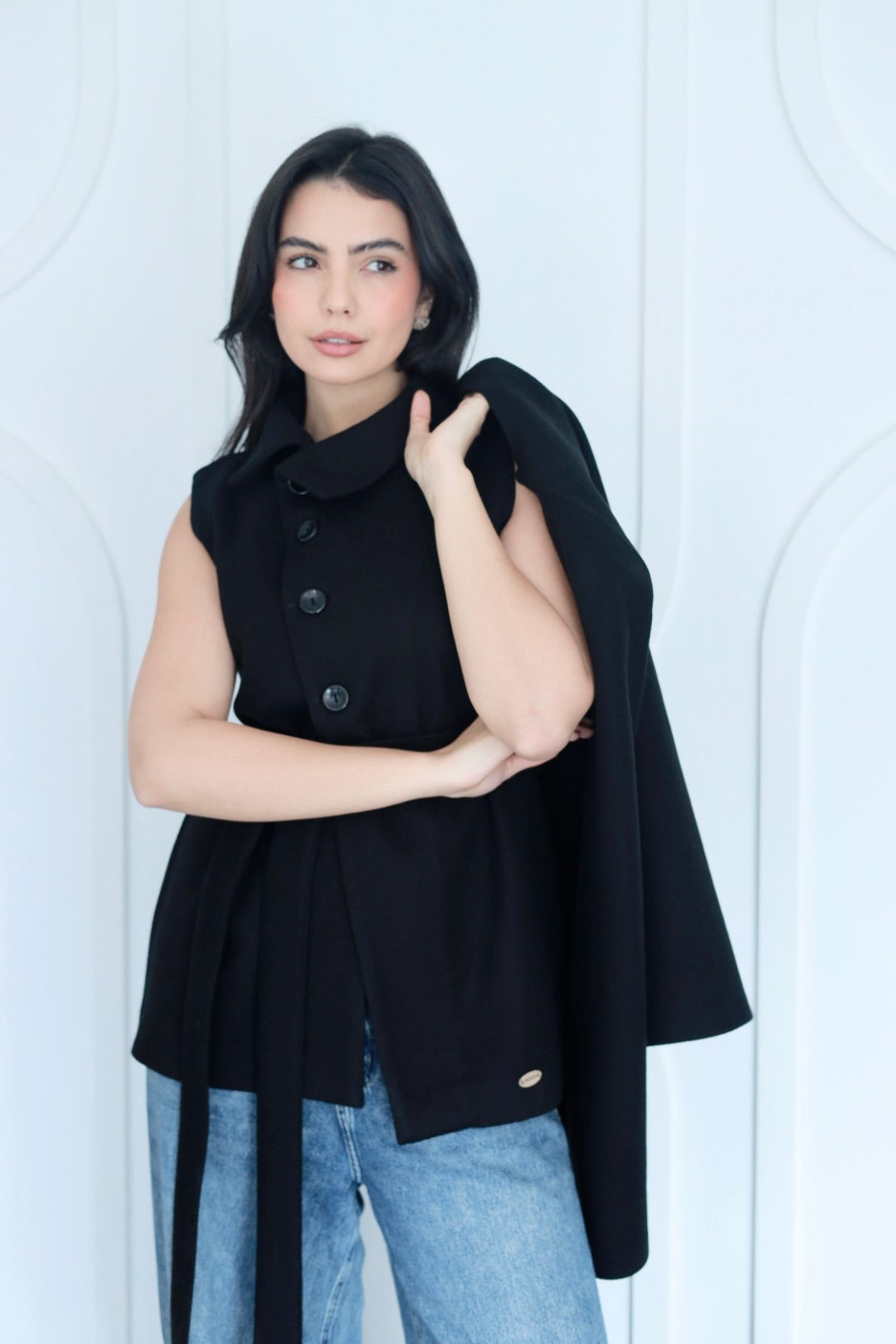 Urban cap jacket in black