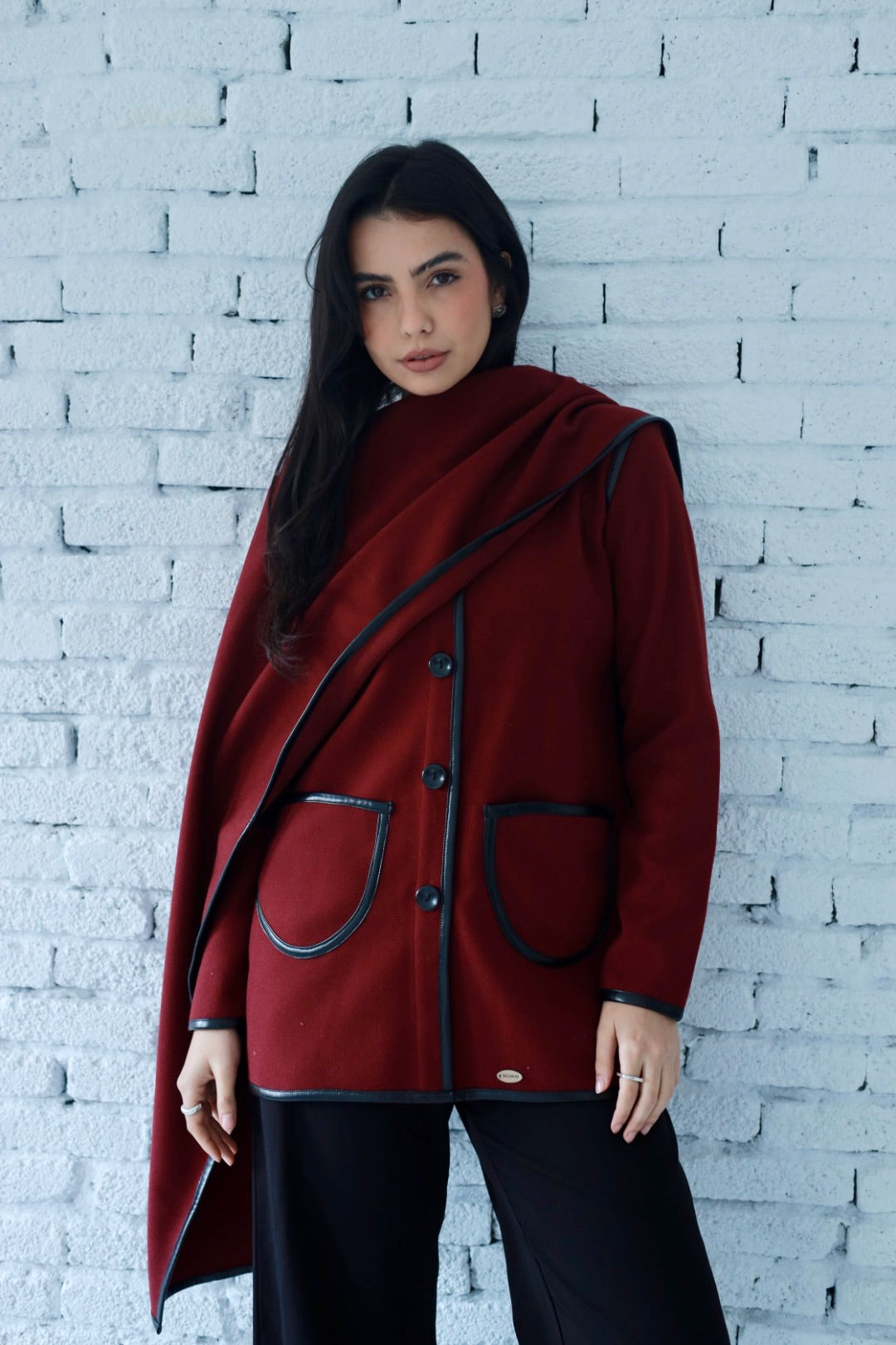 Minimal wool jacket in burgundy