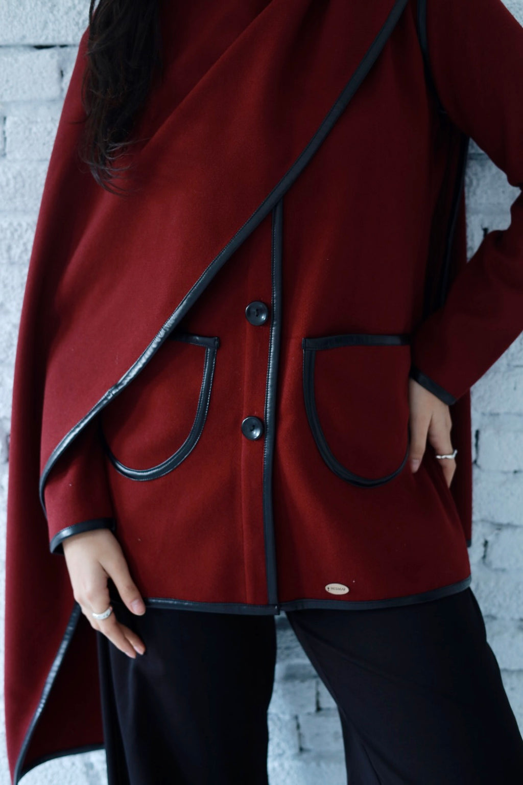 Minimal wool jacket in burgundy