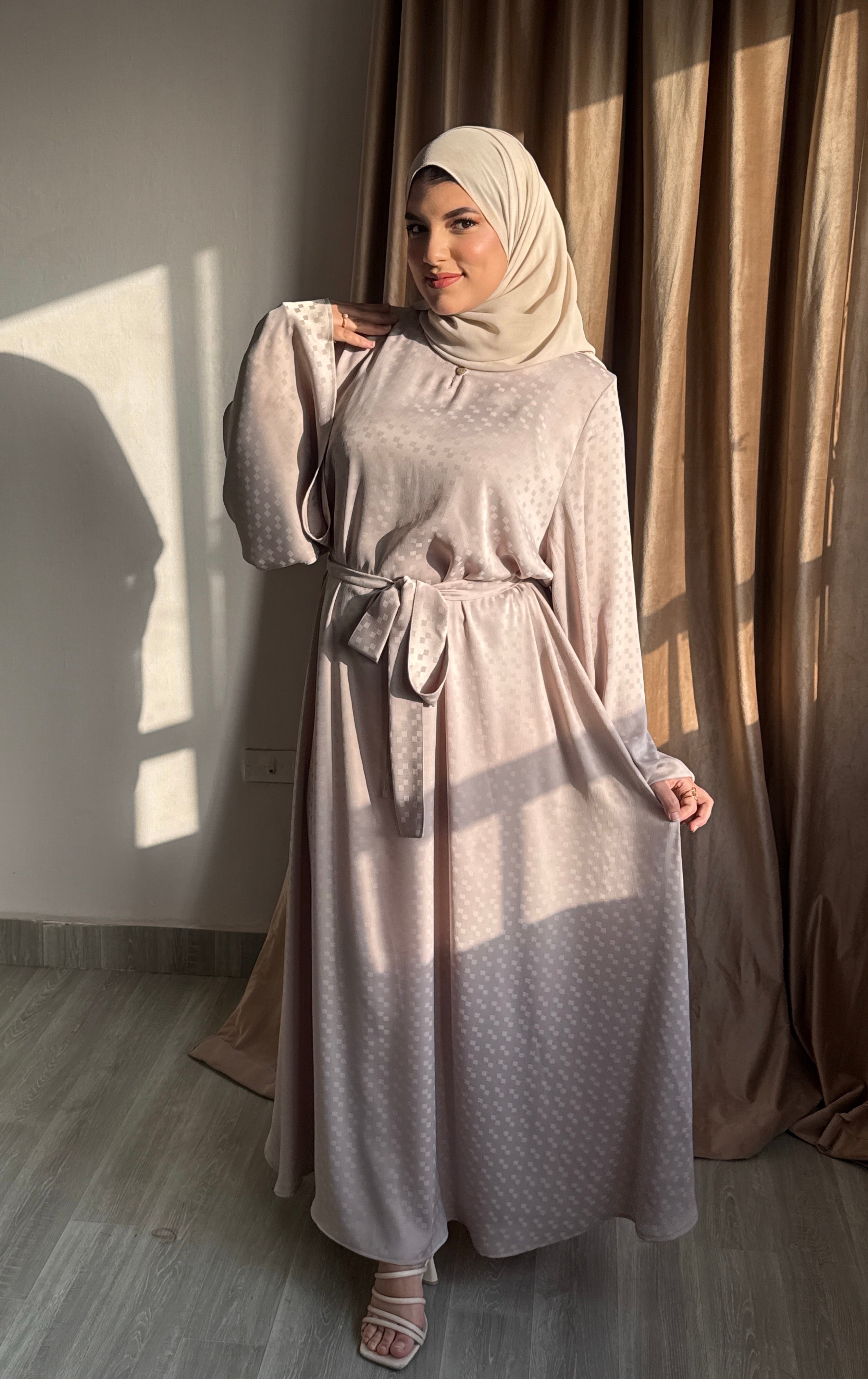 Linda abaya