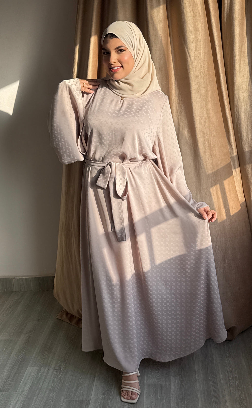 Linda abaya