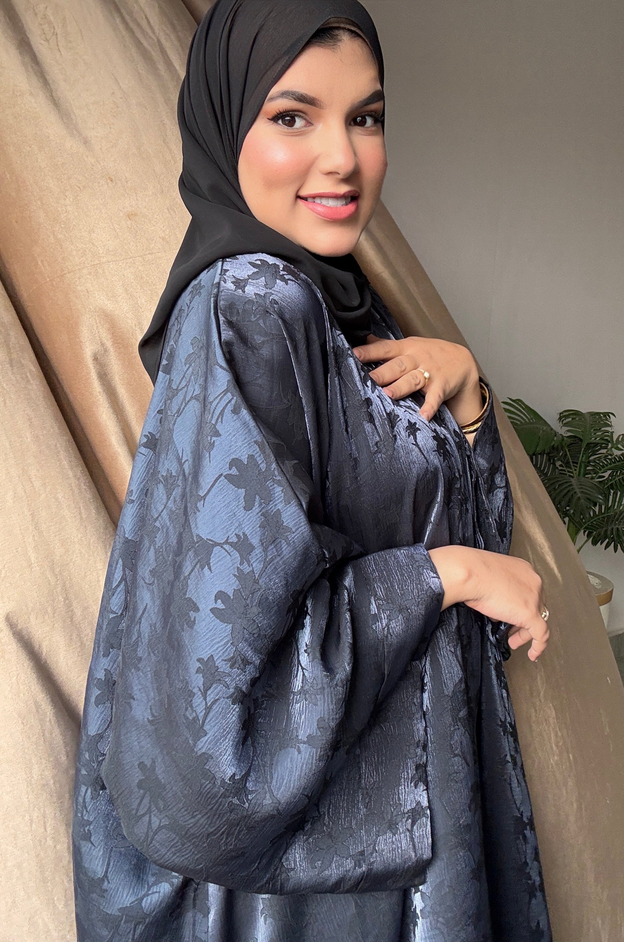 Tulip abaya