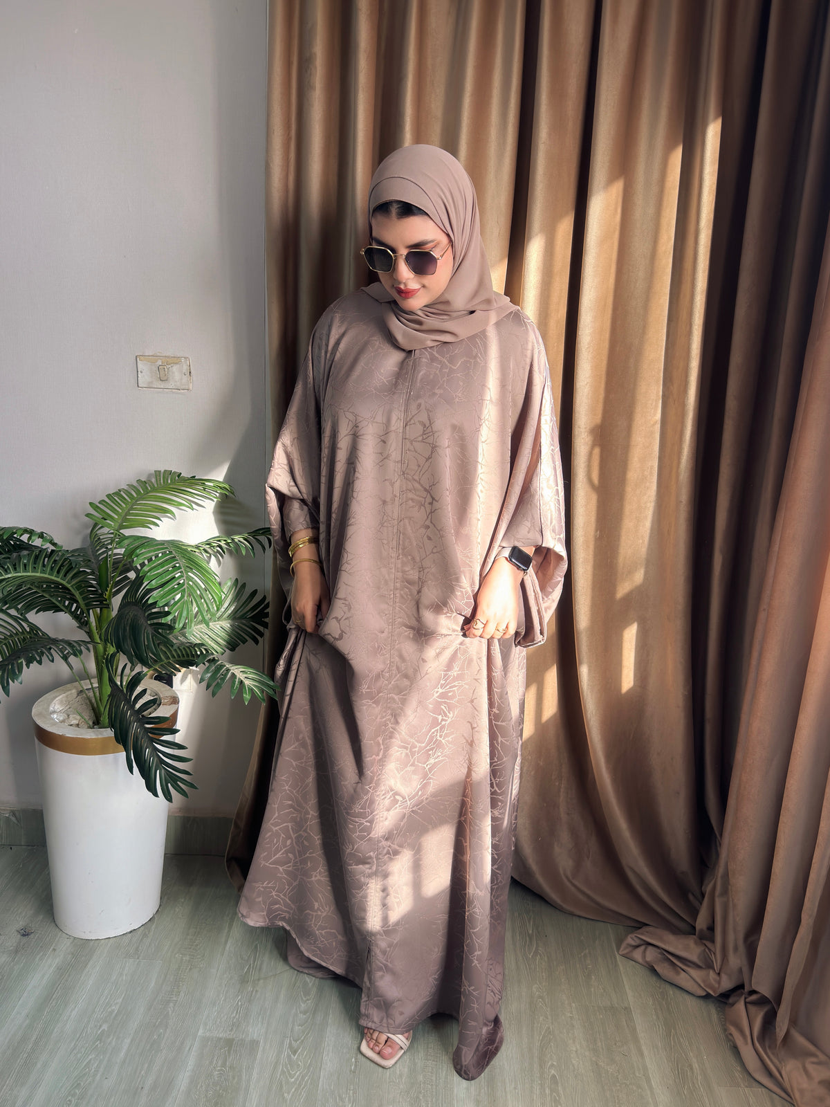 JAWAHER Abaya