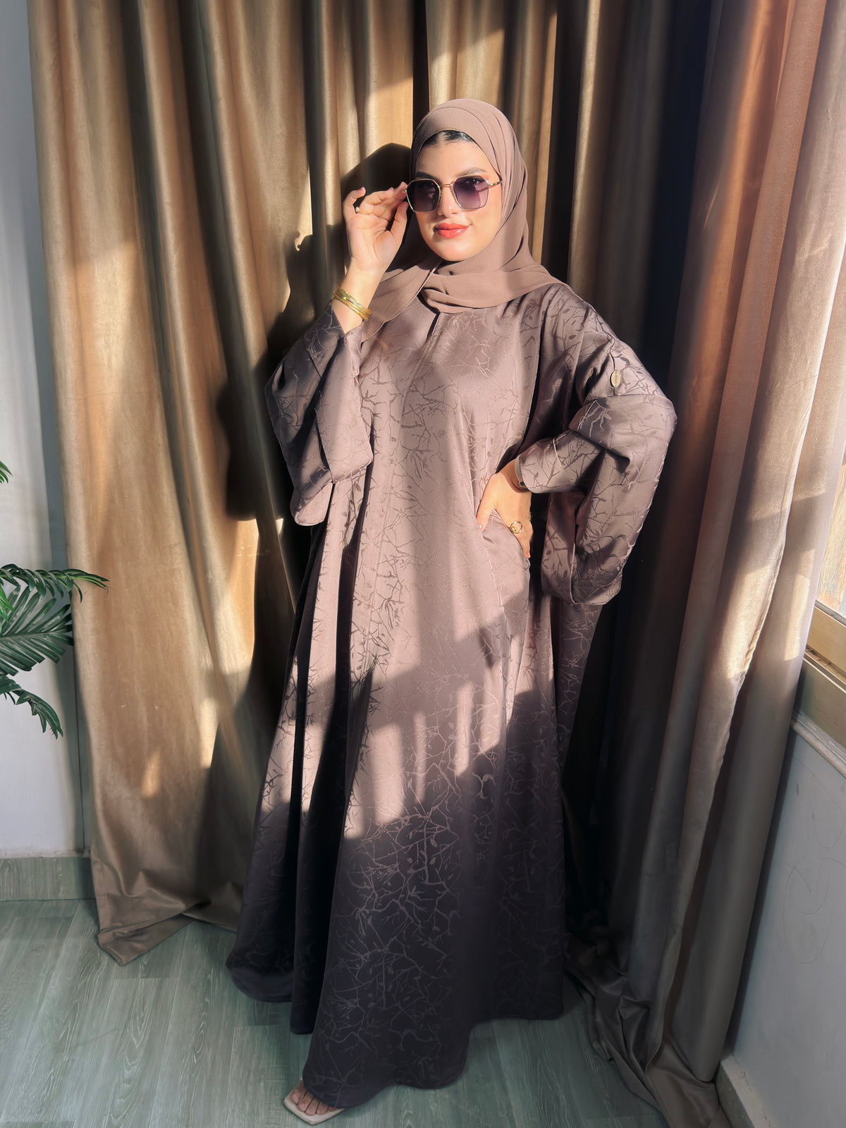 JAWAHER Abaya
