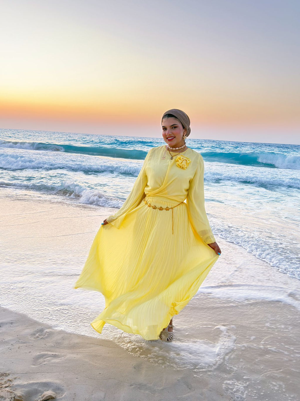 Yellow shifon outfit ( skit & blouse )