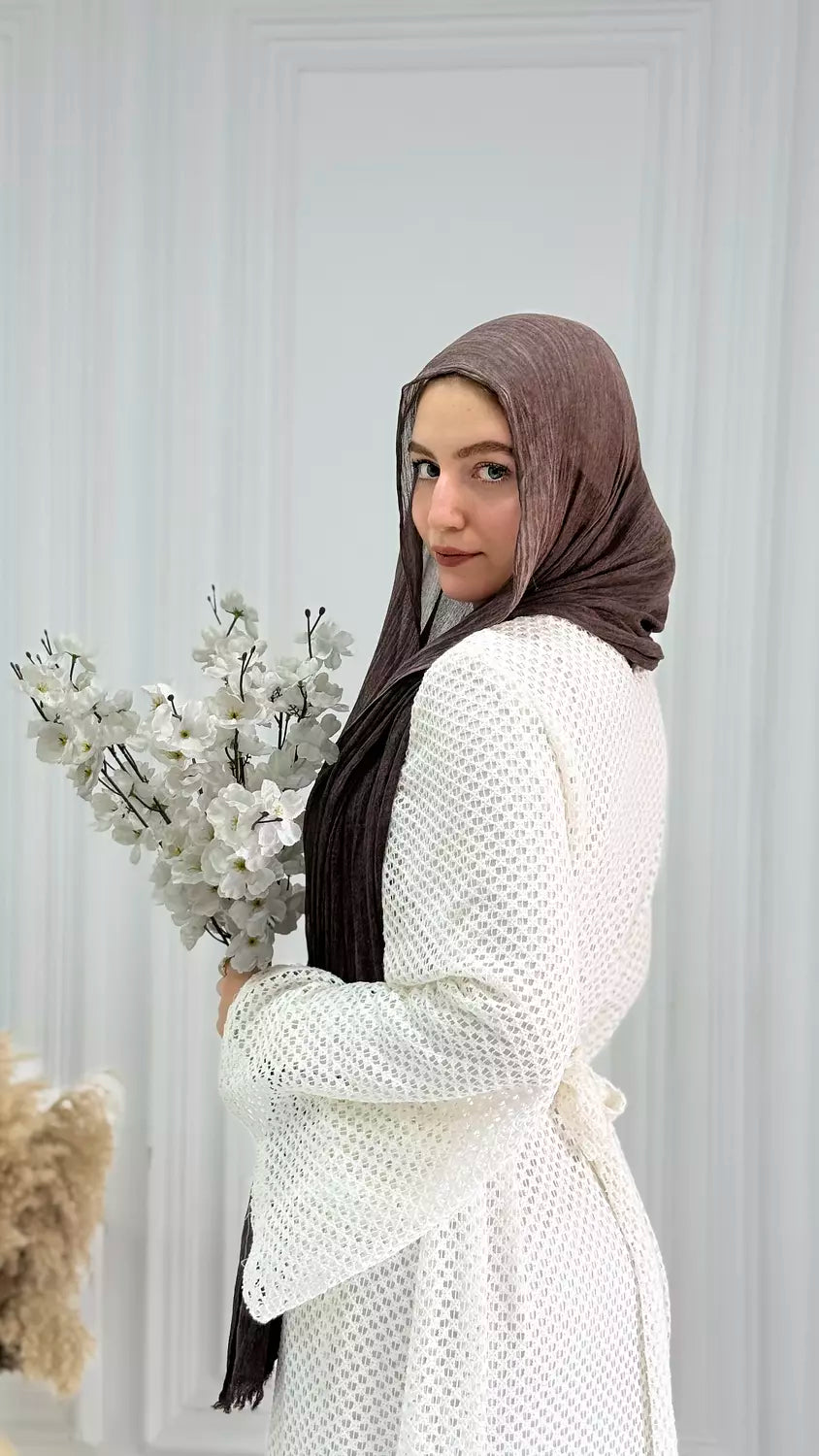 Azalea White